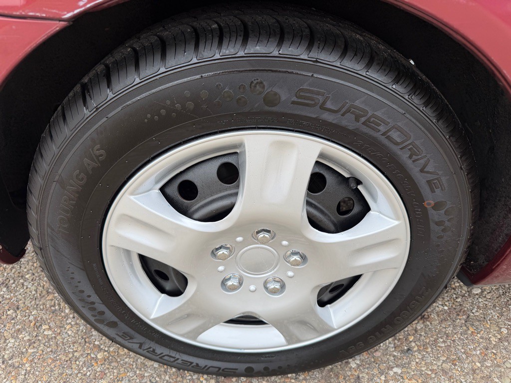2003 Toyota Camry Image 18