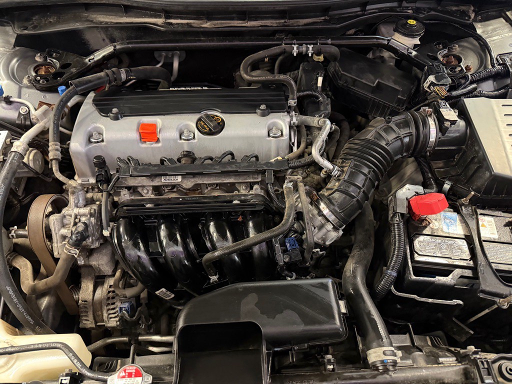 2012 Honda Accord Image 5