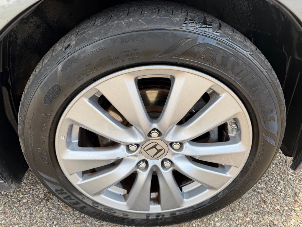 2012 Honda Accord Image 18