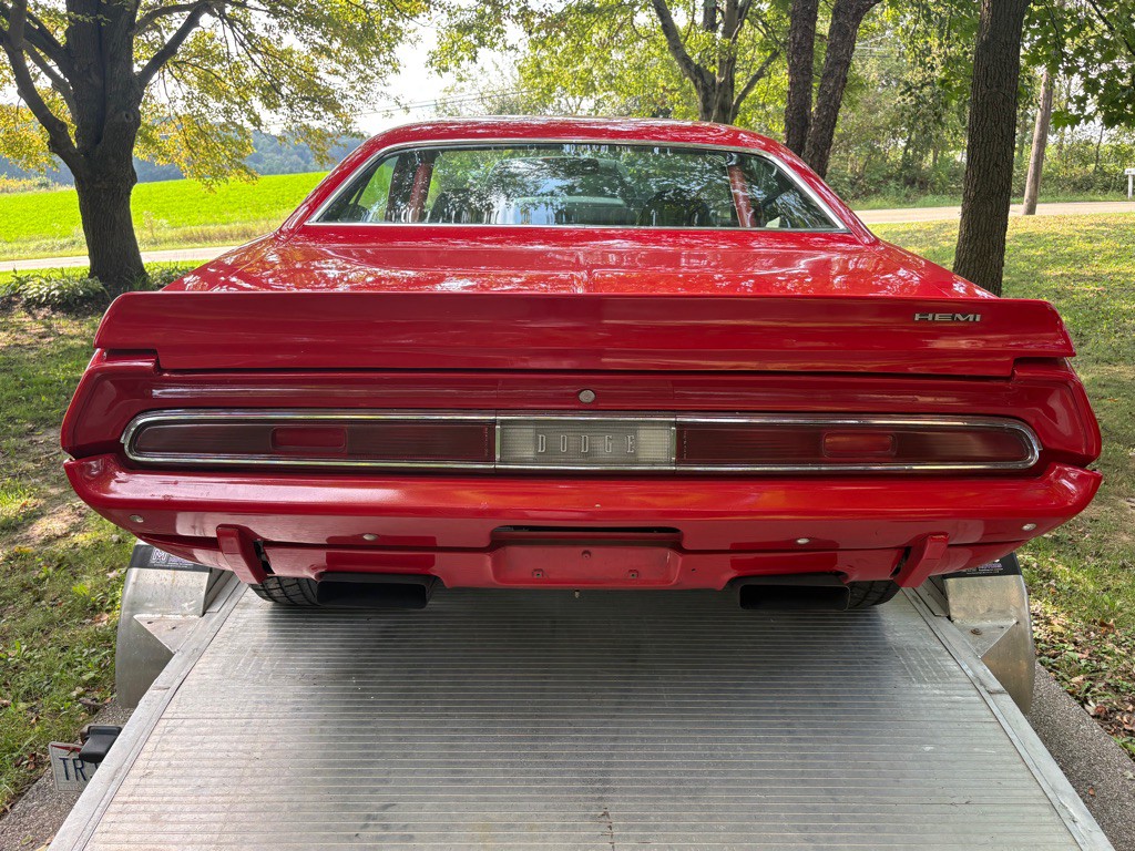 1970 Dodge Challenger Image 25