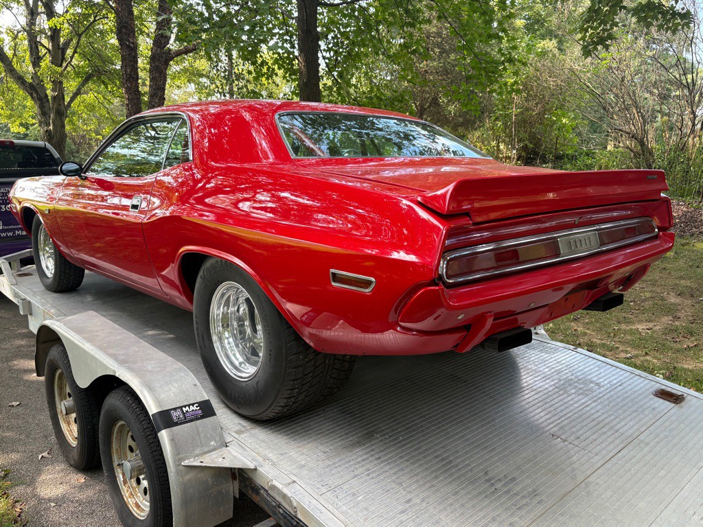 1970 Dodge Challenger Image 10
