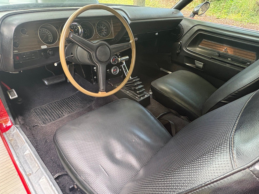 1970 Dodge Challenger Image 11