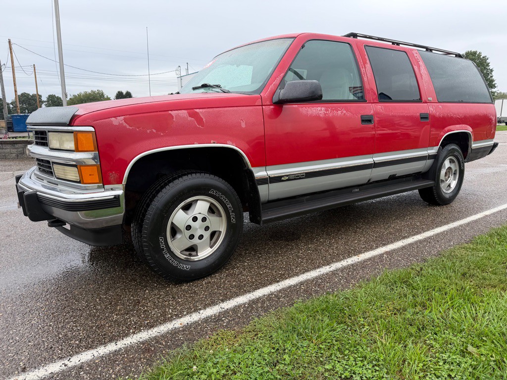 1994 Chevrolet Suburban Image 3