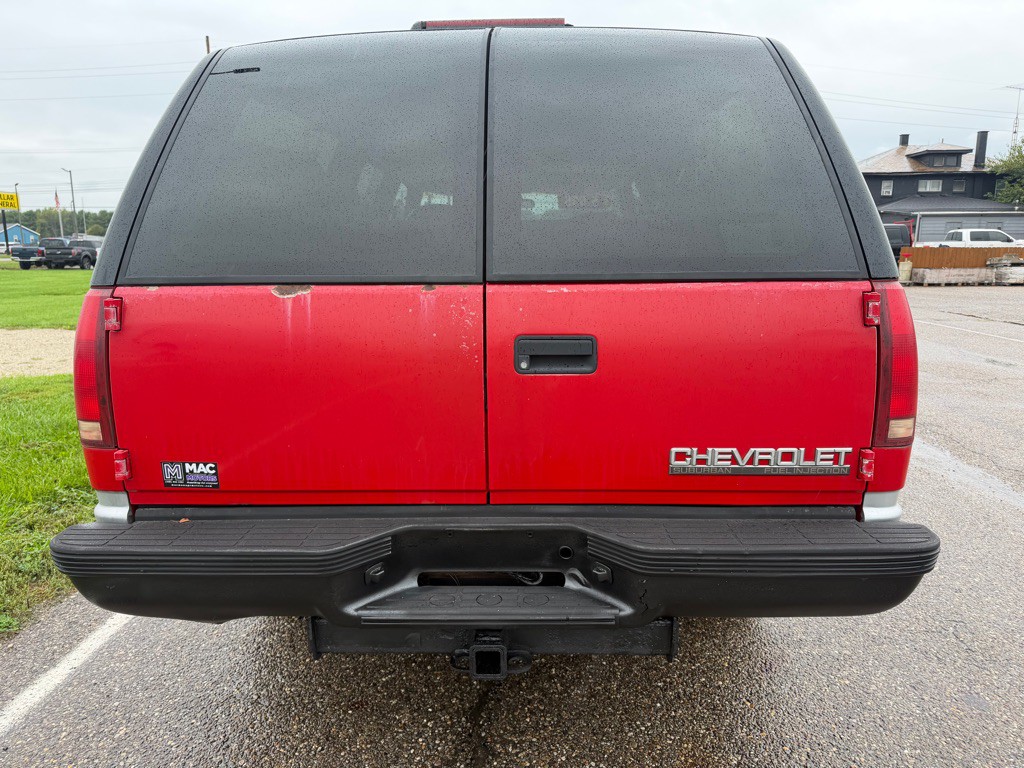 1994 Chevrolet Suburban Image 16