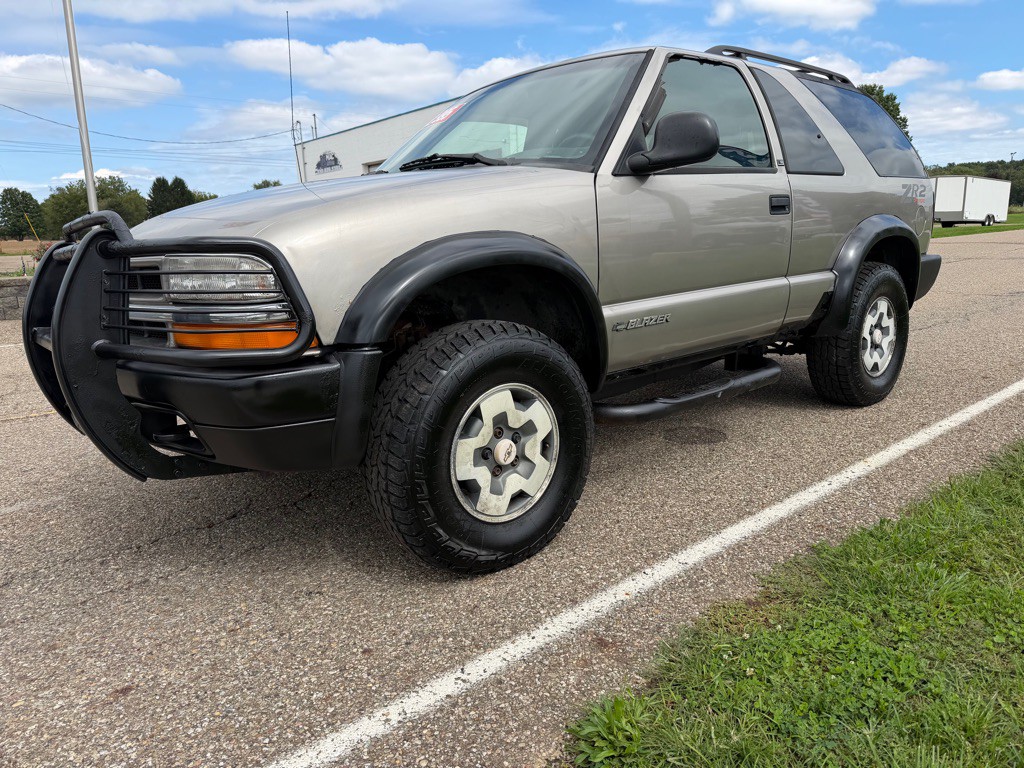 1998 Chevrolet Blazer Image 3