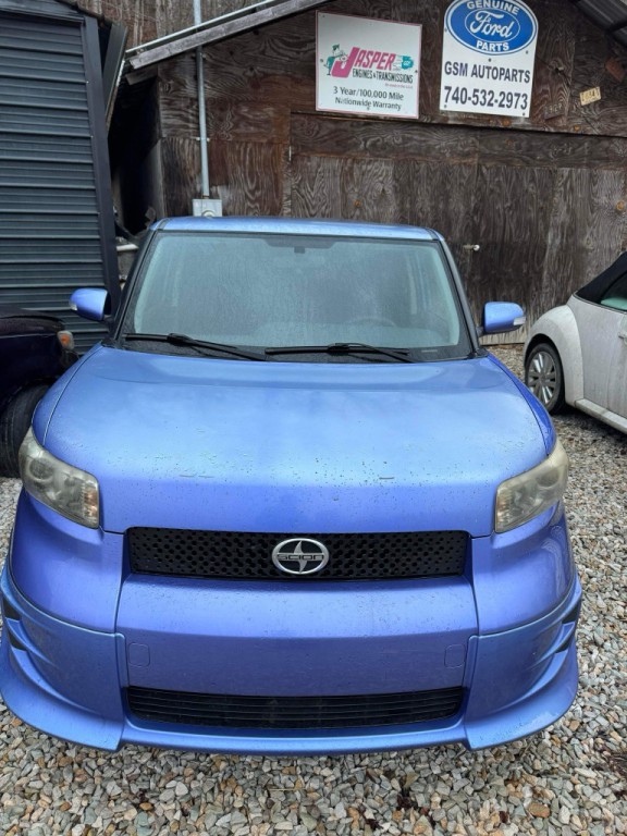 2010 Scion xB Image 2