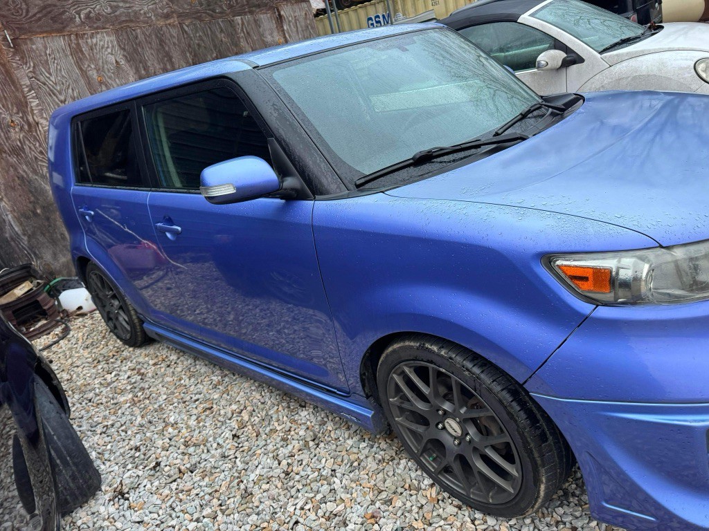 2010 Scion xB Image 3