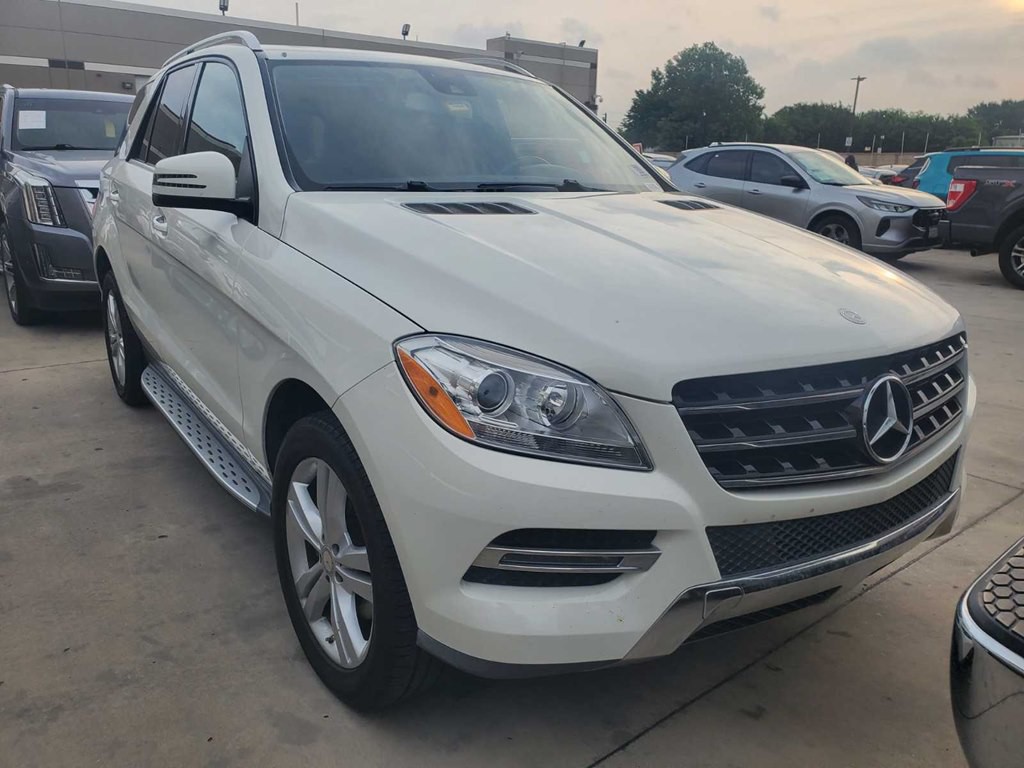 2013 Mercedes-Benz M-Class Image 2