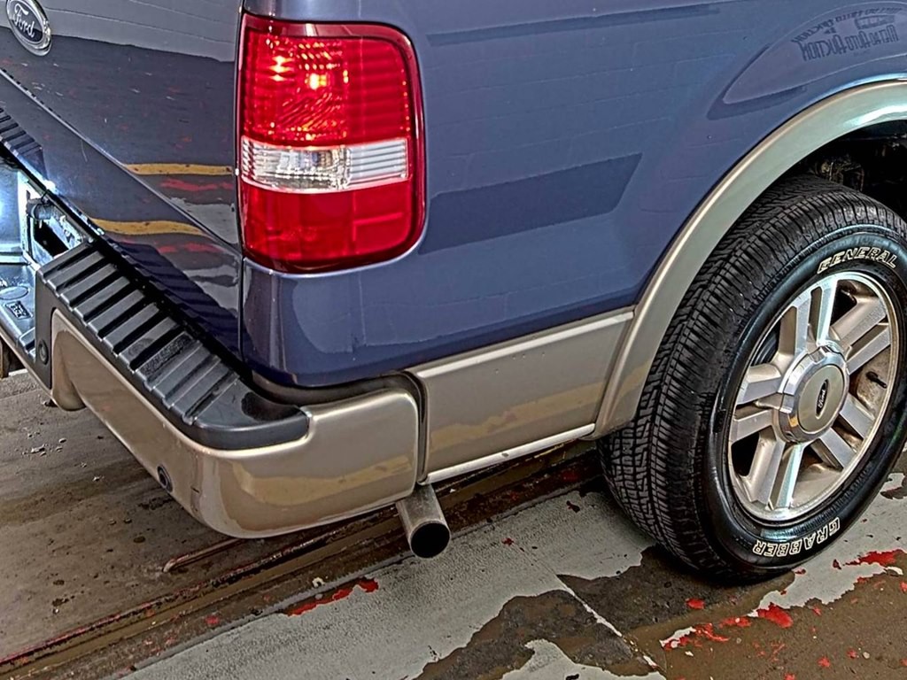 2005 Ford F-150 Image 8