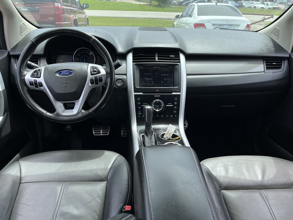 2011 Ford Edge Image 8