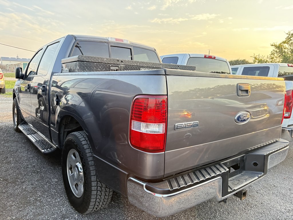 2004 Ford F-150 Image 4