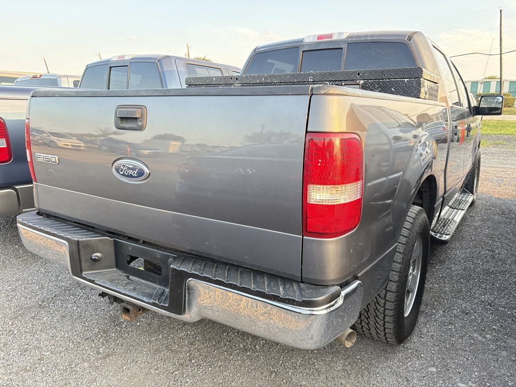 2004 Ford F-150 Image 6
