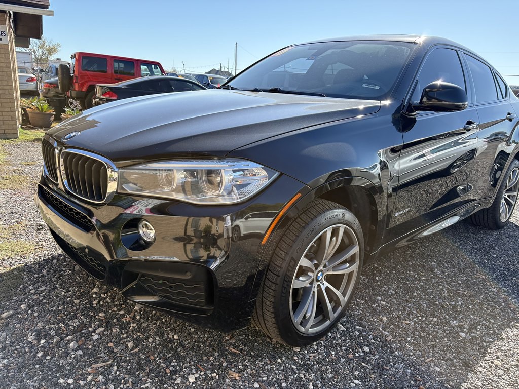 2016 BMW X6 Image 2