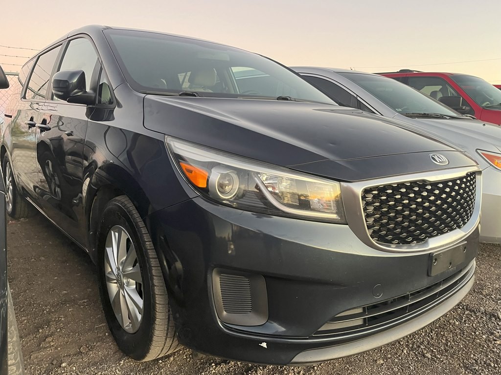 2016 Kia Sedona Image 1