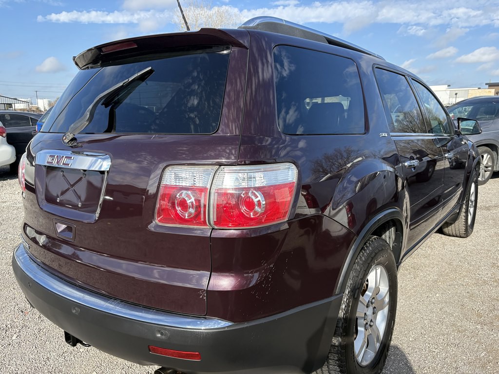 2009 GMC Acadia Image 4