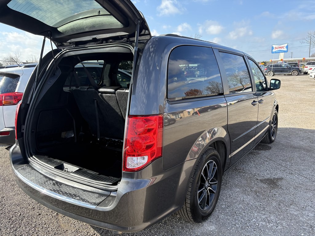 2017 Dodge Grand Caravan Image 6