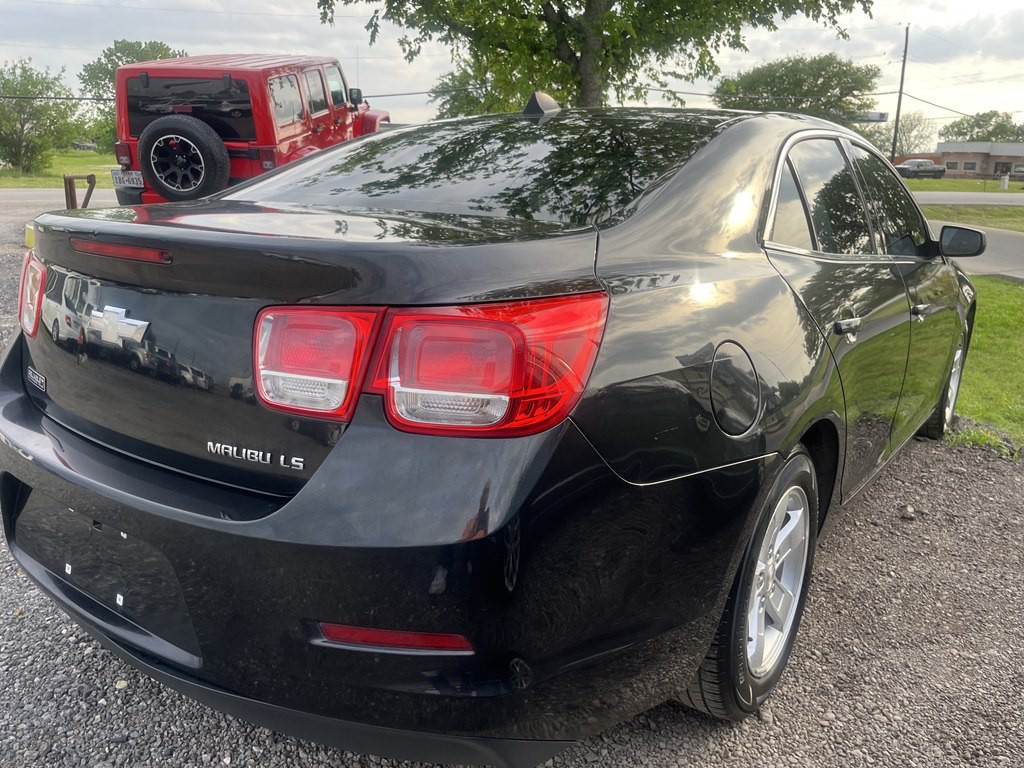 2014 Chevrolet Malibu Image 3