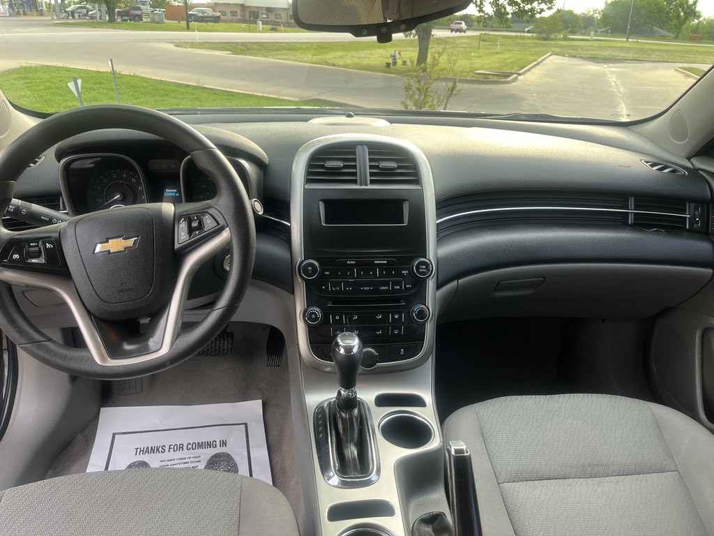 2014 Chevrolet Malibu Image 9