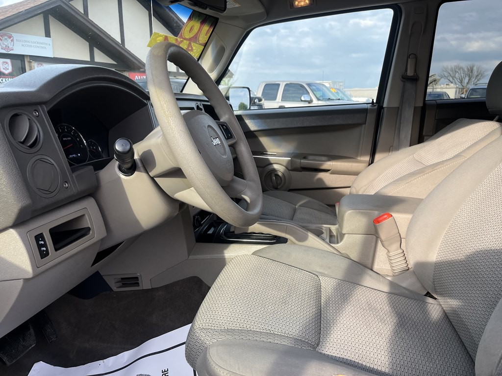 2008 Jeep Commander Image 6