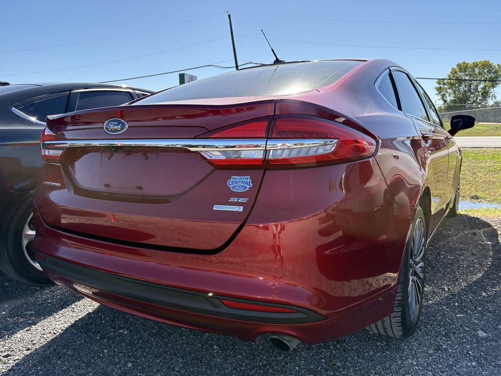 2017 Ford Fusion Image 4