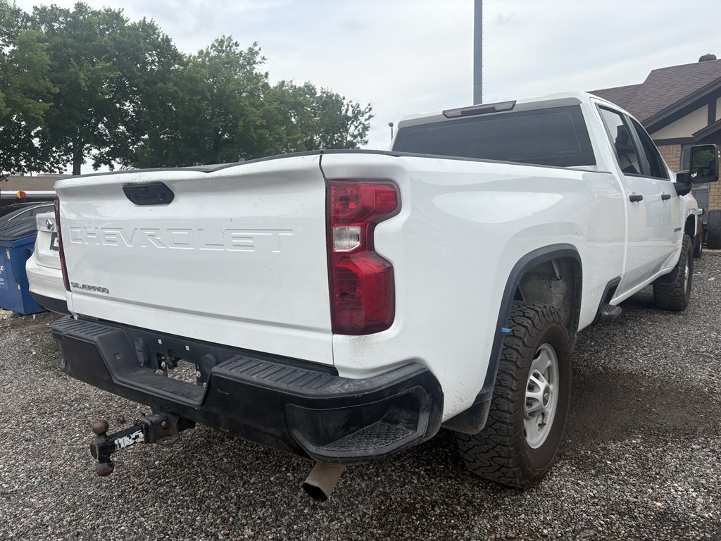 2021 Chevrolet Silverado 1500 Image 3
