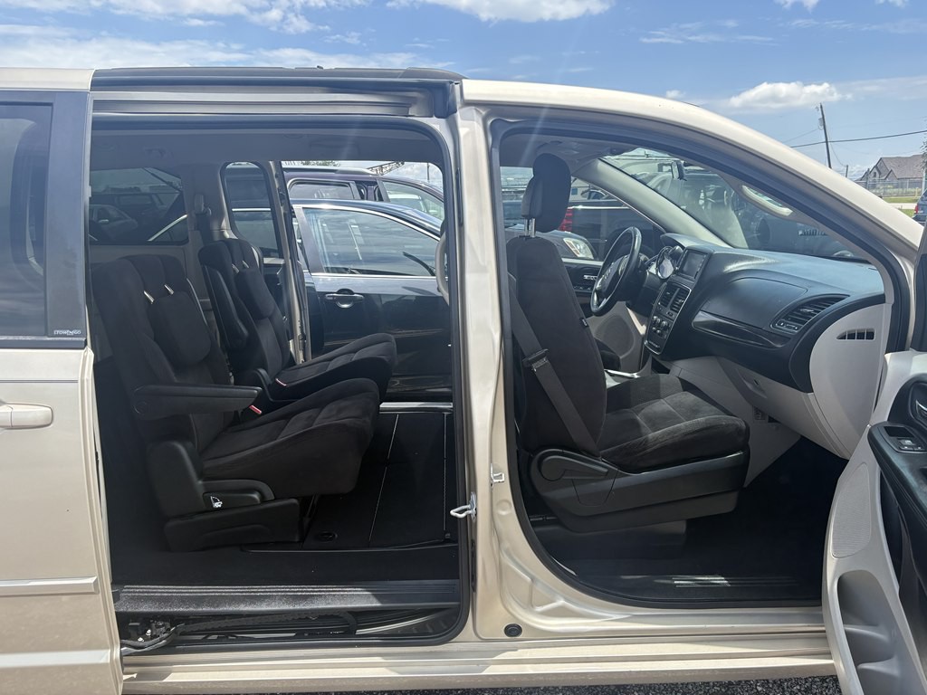 2014 Dodge Grand Caravan Image 4