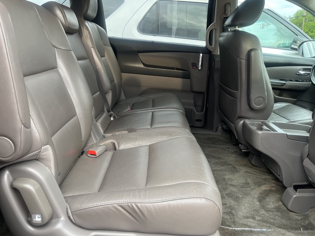 2014 Honda Odyssey Image 8