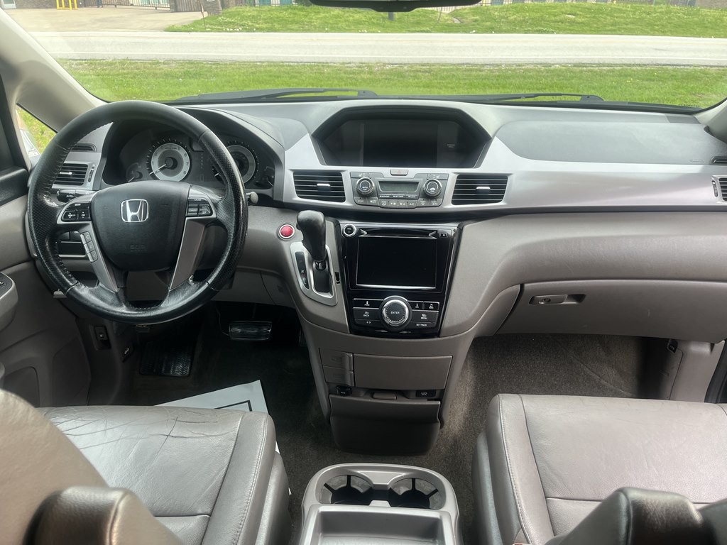 2014 Honda Odyssey Image 10