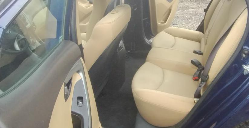 2013 Hyundai Elantra Image 7