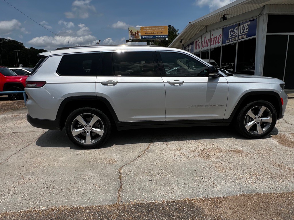 2021 Jeep Grand Cherokee Image 3