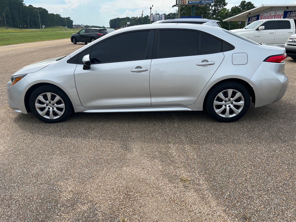 2021 Toyota Corolla Image 3
