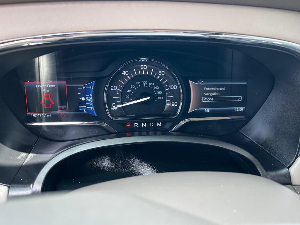 2015 Lincoln Navigator Image 10