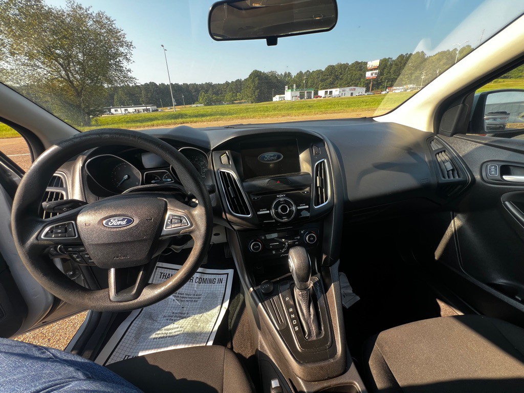 2018 Ford Focus Image 12
