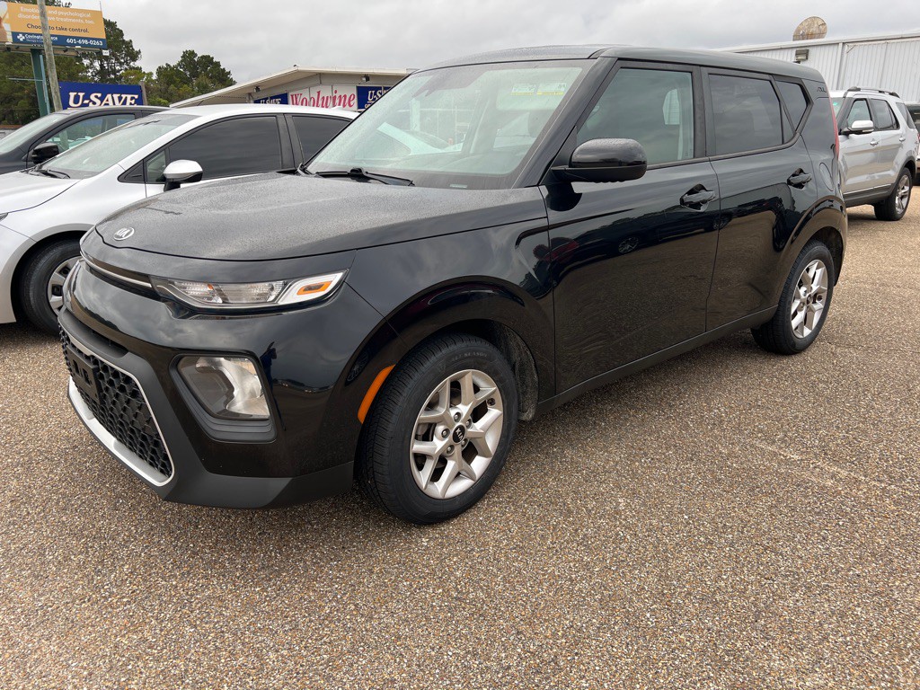 2020 Kia Soul Image 1