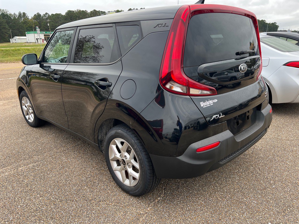 2020 Kia Soul Image 4