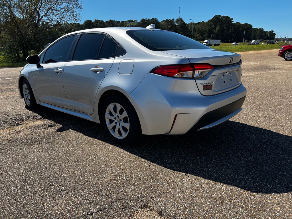 2021 Toyota Corolla Image 3