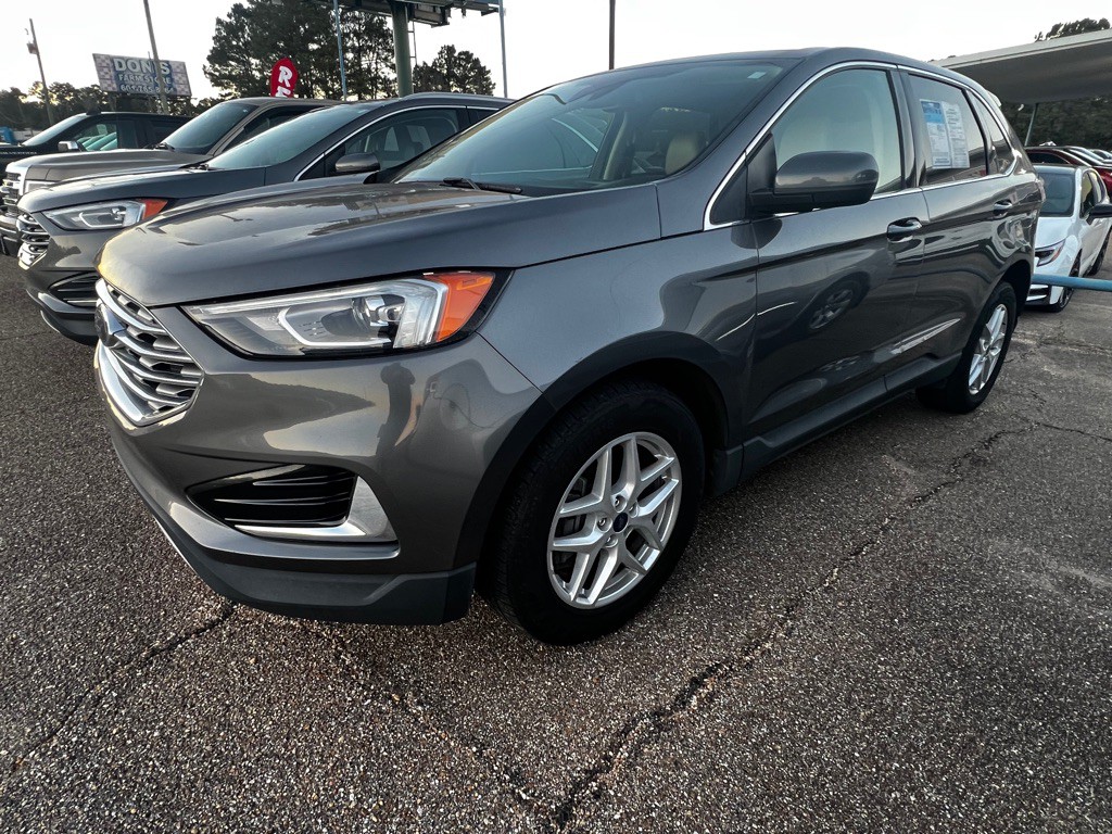 2022 Ford Edge Image 1