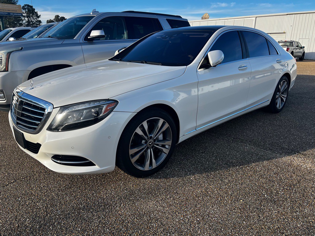 2017 Mercedes-Benz S-Class Image 1