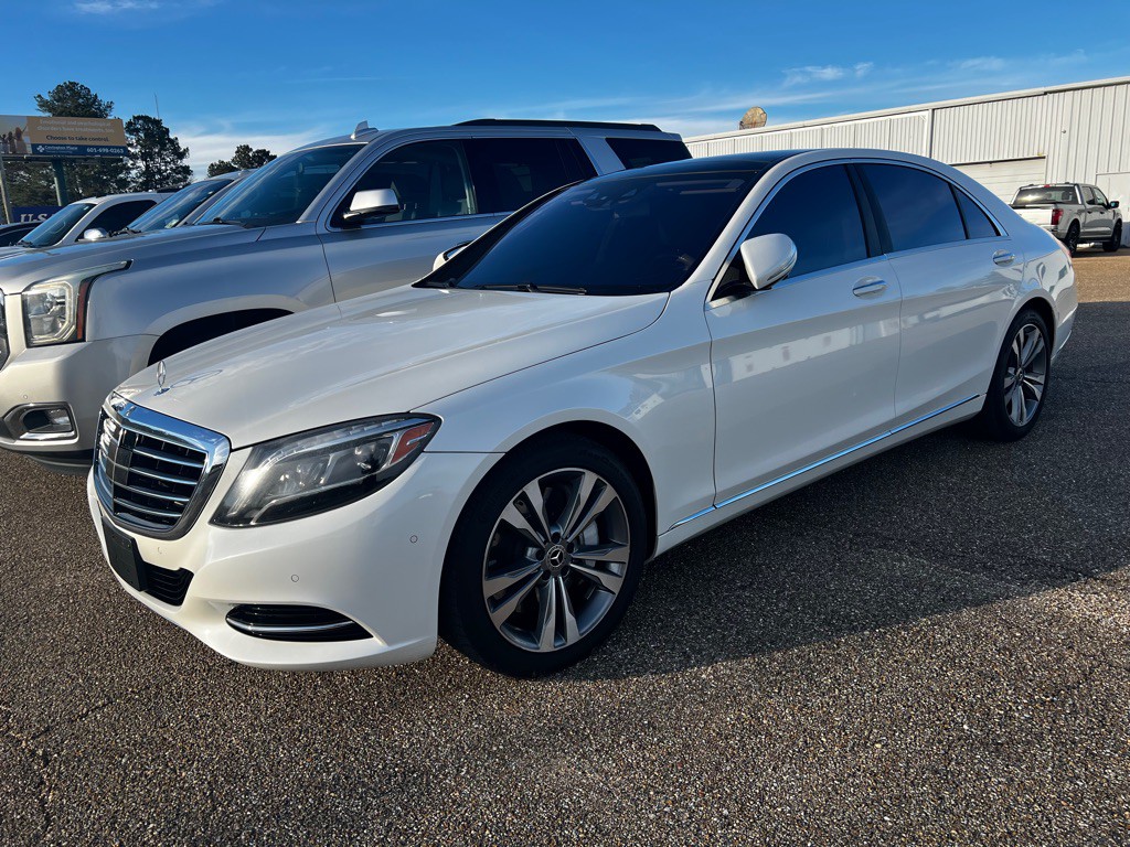 2017 Mercedes-Benz S-Class Image 3