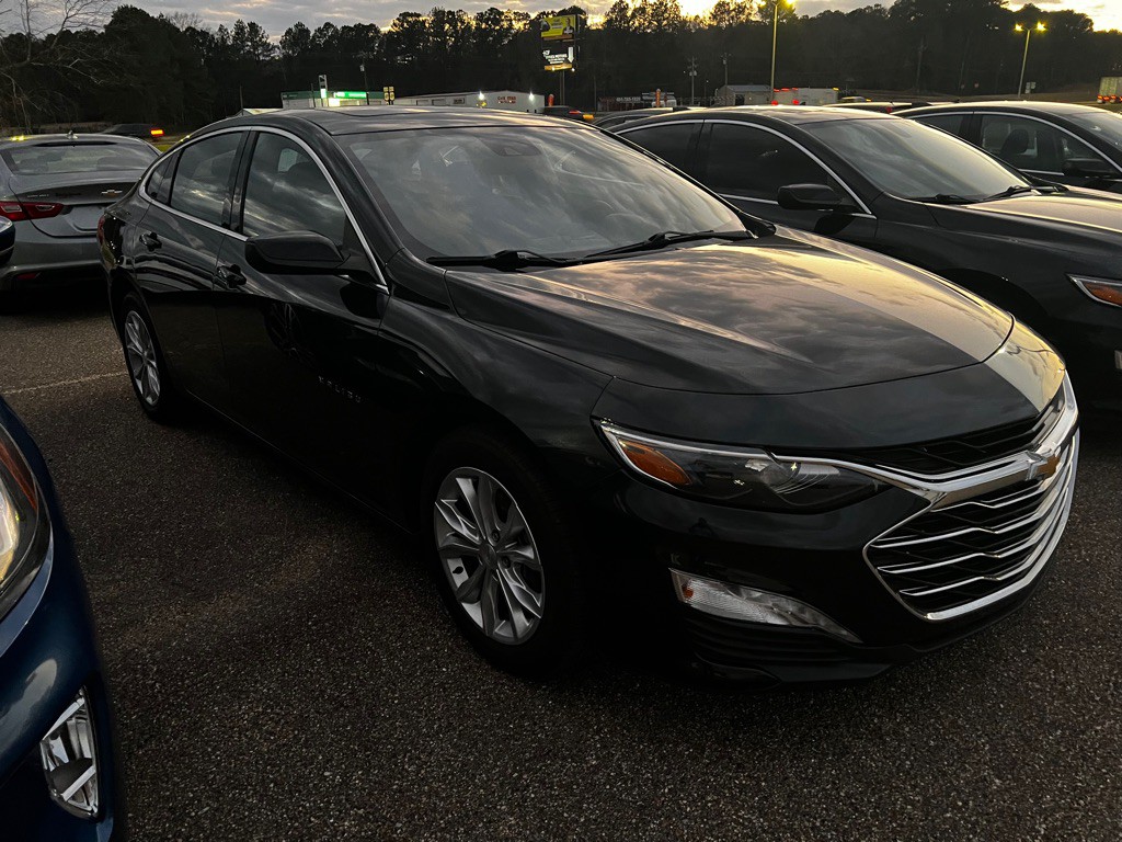 2024 Chevrolet Malibu Image 3