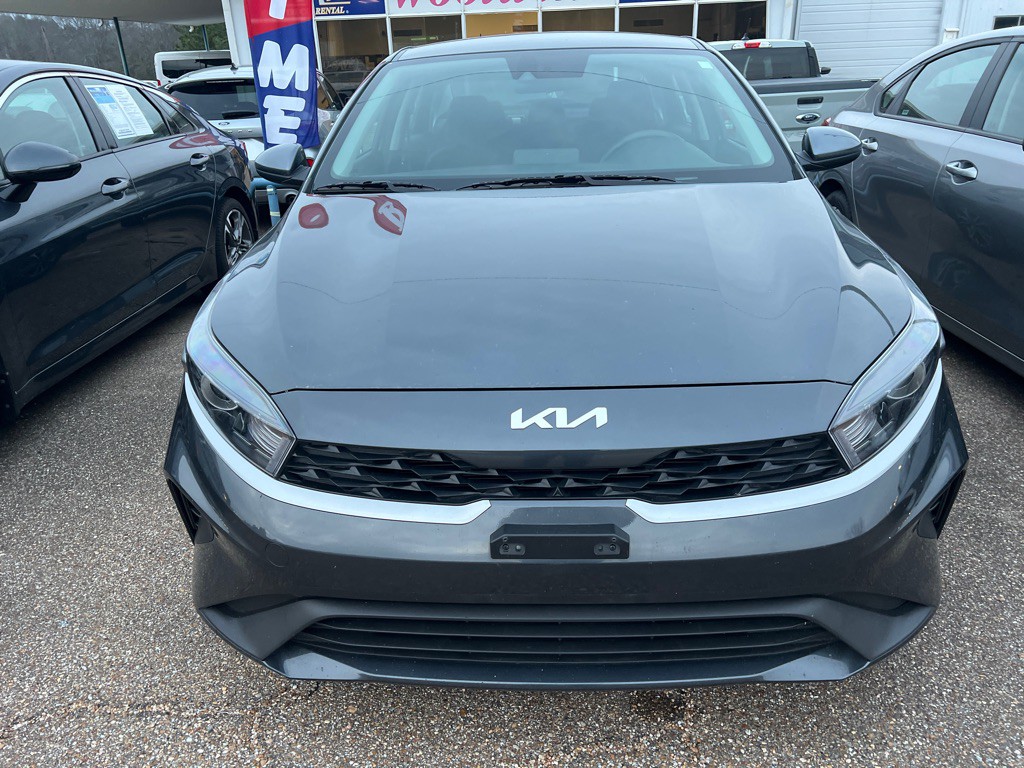 2024 Kia Forte Image 2