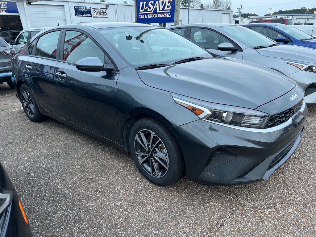 2024 Kia Forte Image 3