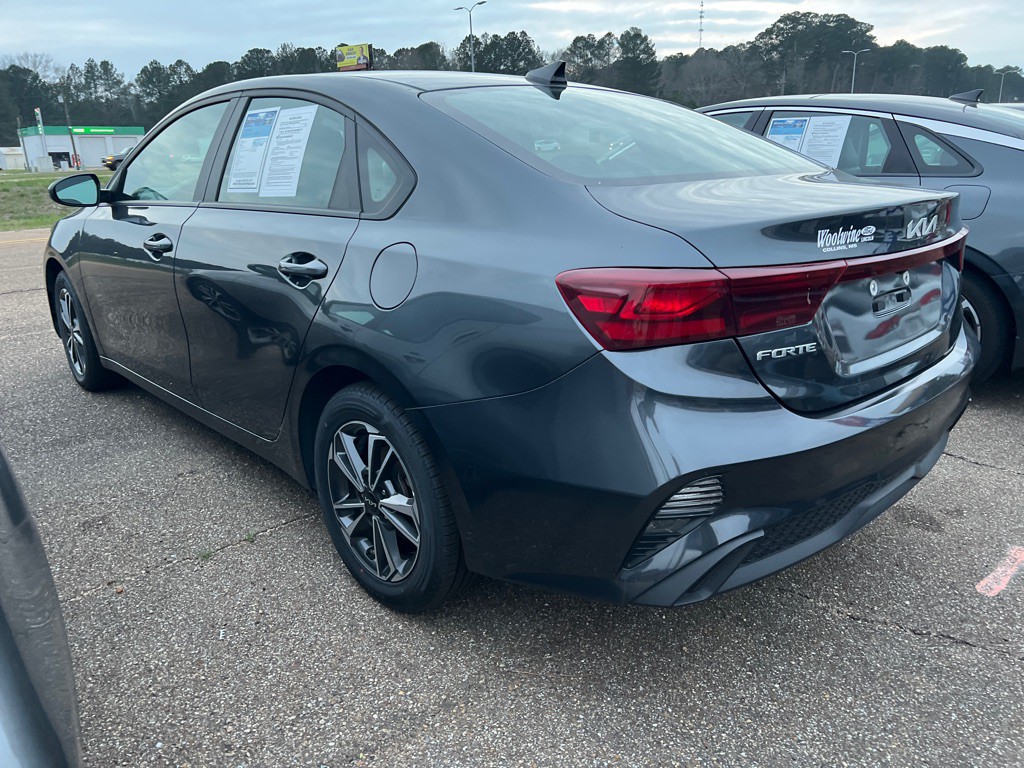 2024 Kia Forte Image 6