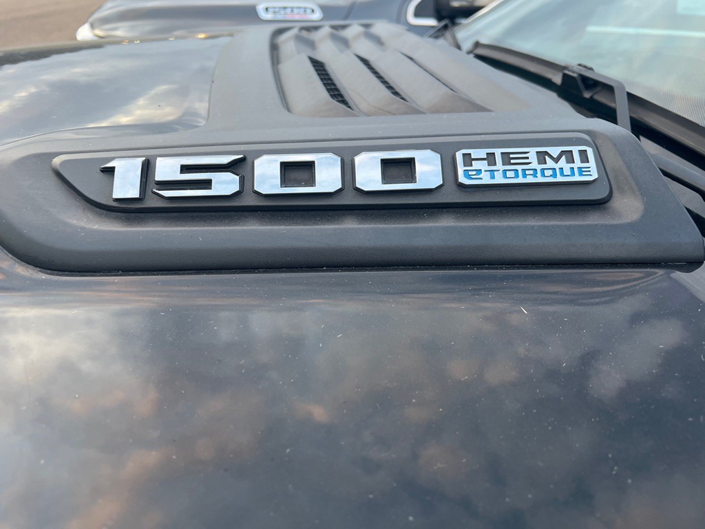 2021 RAM 1500 Image 2