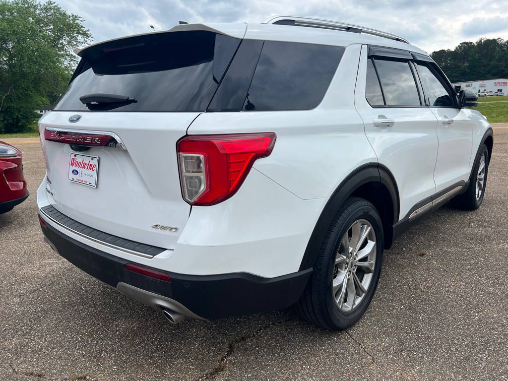 2021 Ford Explorer Image 4