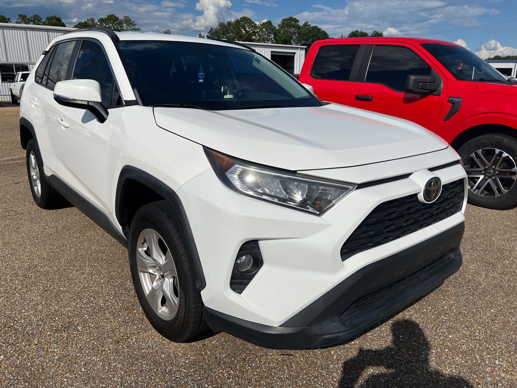 2021 Toyota Rav4 Image 2