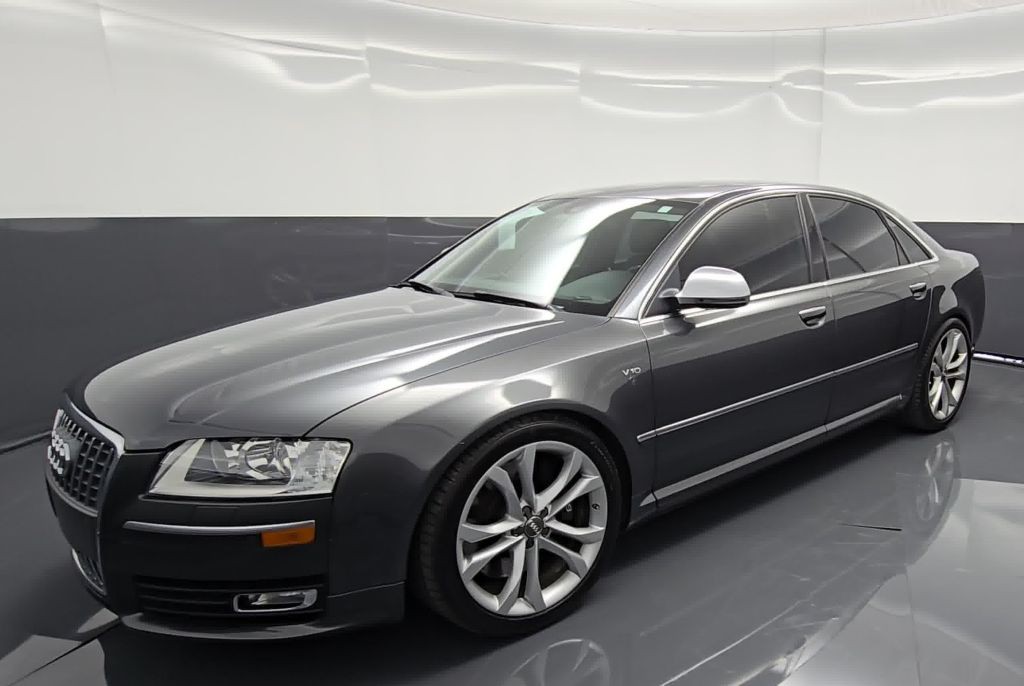 2008 Audi S8 Image 18