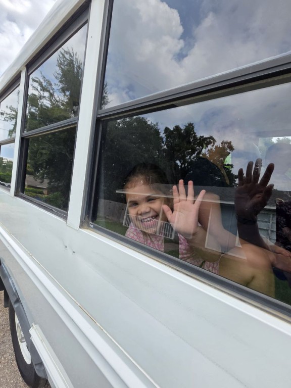 2011 Chevrolet Express Image 10