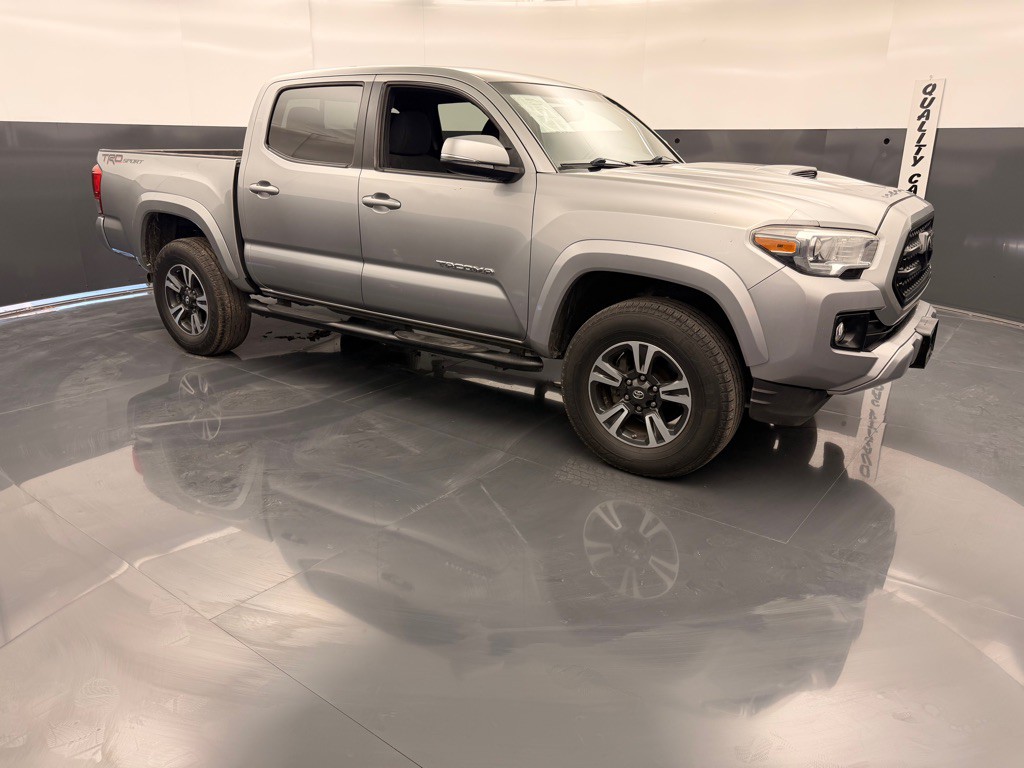2016 Toyota Tacoma Image 10