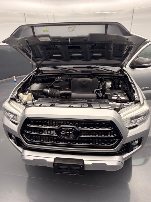 2016 Toyota Tacoma Image 15